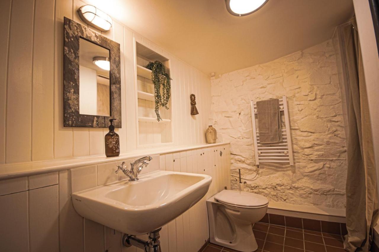 The Old Smithy Inn Welcombe المظهر الخارجي الصورة